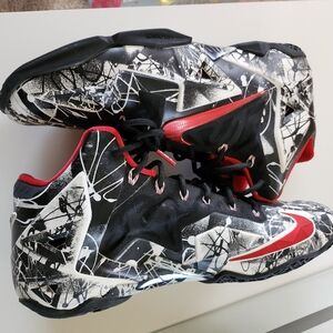 listing-status-banner